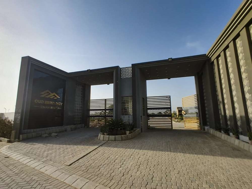 Oud Residency Main Gate